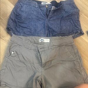 Old Navy Blue and Gray Bermuda Shorts Casual Style